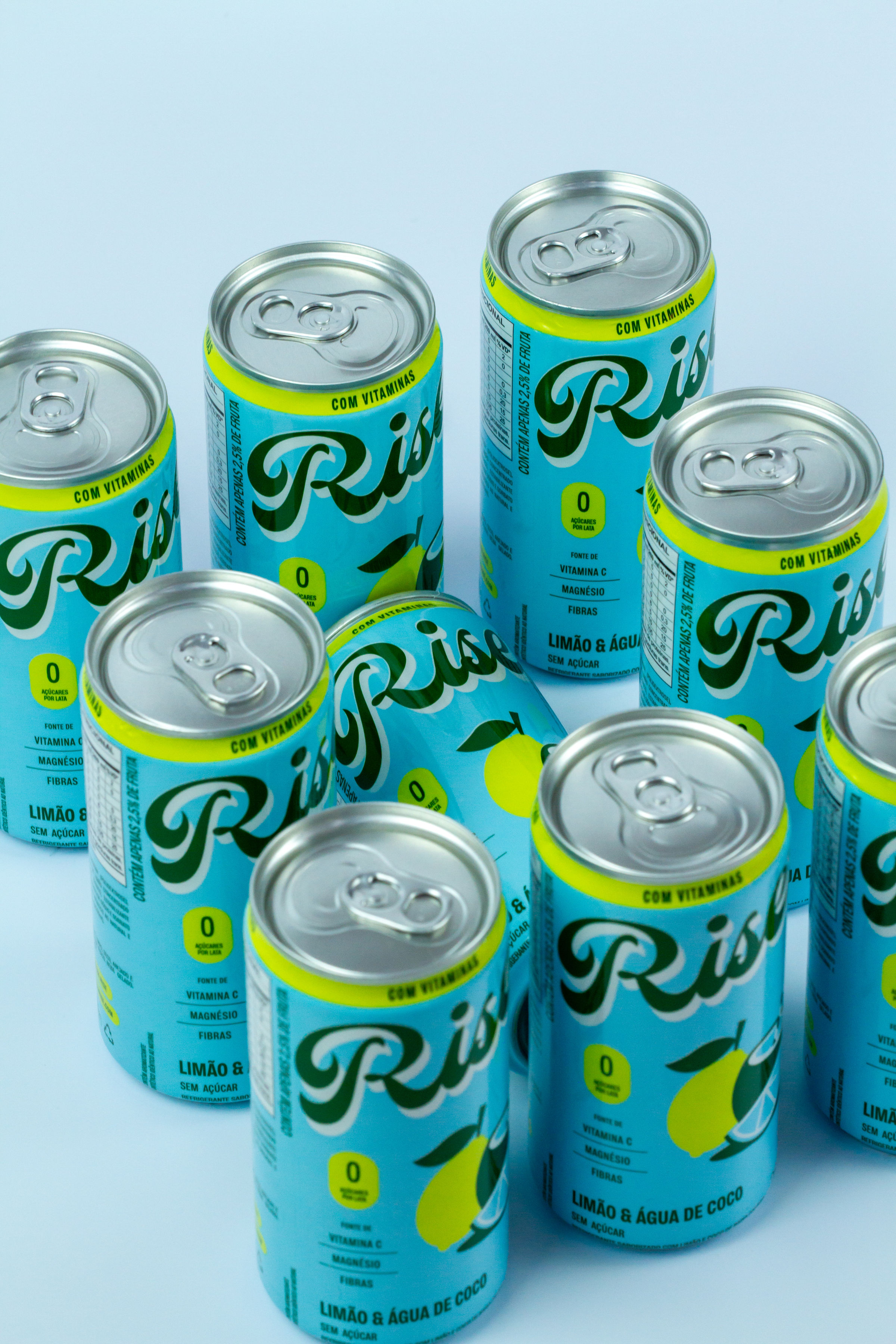 Latas Rise Limão & Água de Coco sem açúcar